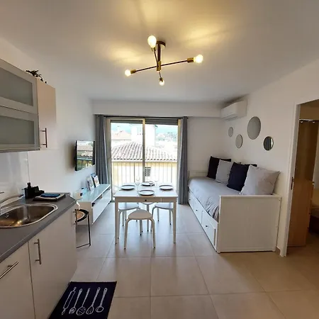 Lumineux - Calme - Proche Et Aeroport - Climatise - Parking Prive Gratuit Apartmán Cagnes-sur-Mer