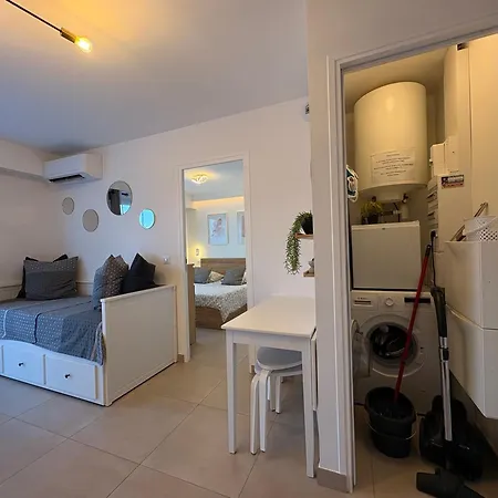 Lumineux - Calme - Proche Et Aeroport - Climatise - Parking Prive Gratuit Cagnes-sur-Mer