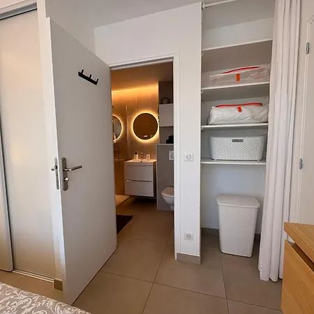Lumineux - Calme - Proche Et Aeroport - Climatise - Parking Prive Gratuit Cagnes-sur-Mer